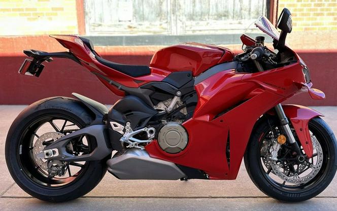 2026 Ducati Panigale V4