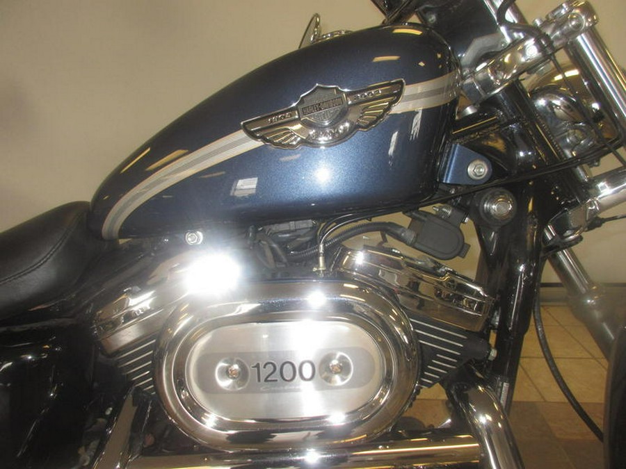 2003 Harley-Davidson® XL1200C - Sportster® Custom 1200C