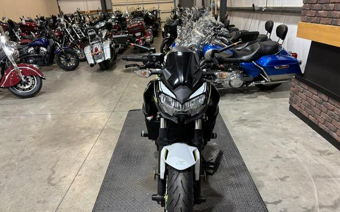 2021 Kawasaki Z650 ABS Pearl Blizzard White/Metallic Spark Black