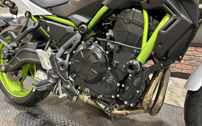 2021 Kawasaki Z650 ABS Pearl Blizzard White/Metallic Spark Black