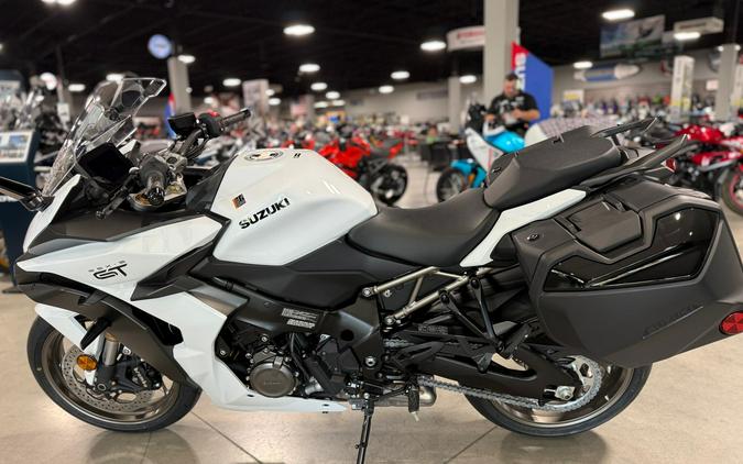 2026 Suzuki GSX-S 1000 GT+