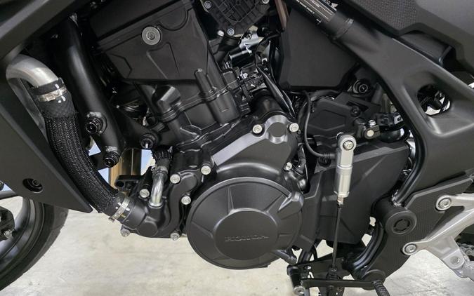 2025 Honda CB750 Hornet Base