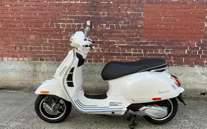 New 2027 Vespa GTS 310 SUPER
