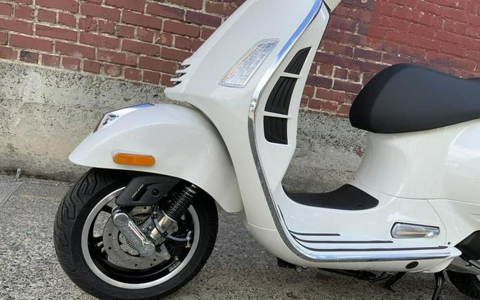 New 2027 Vespa GTS 310 SUPER