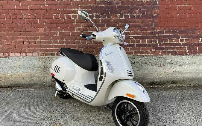 New 2027 Vespa GTS 310 SUPER