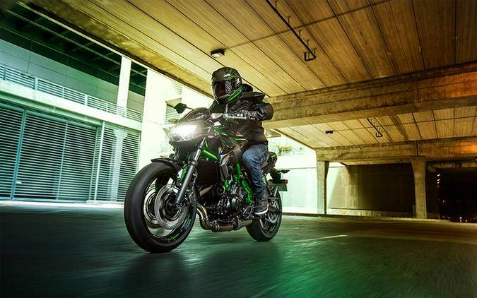 2025 Kawasaki Z650 ABS Metallic Spark Black/Green - AG4732
