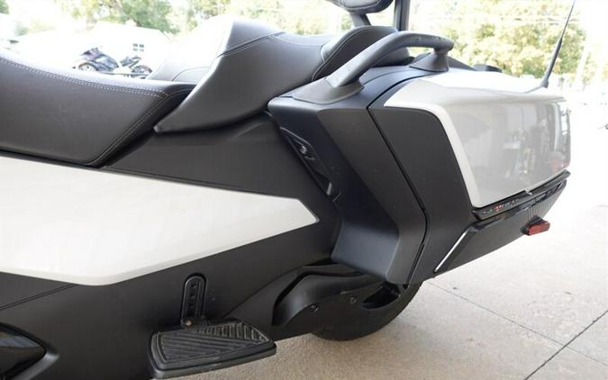 2022 Can Am Spyder RT SE6