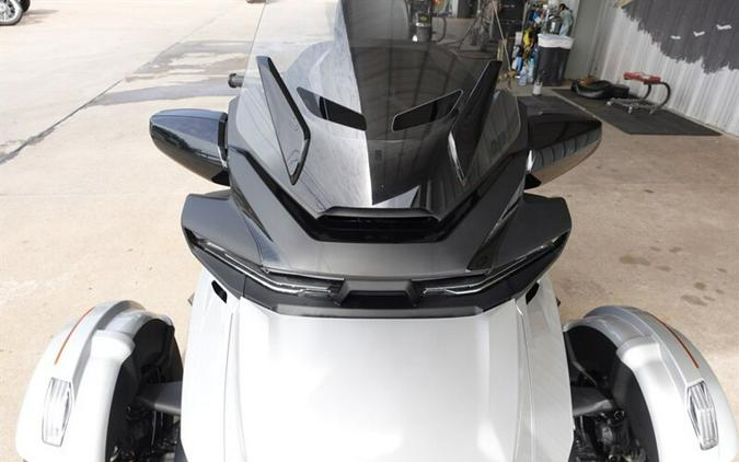 2022 Can Am Spyder RT SE6