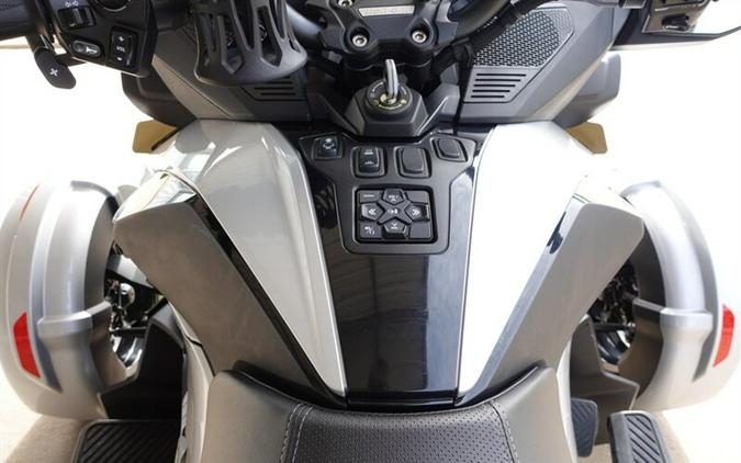 2022 Can Am Spyder RT SE6