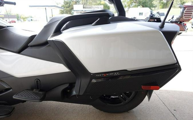 2022 Can Am Spyder RT SE6