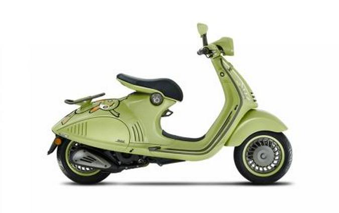 2023 Vespa 946 10° Anniversario 150 w/ $500 Pony Gift Card*