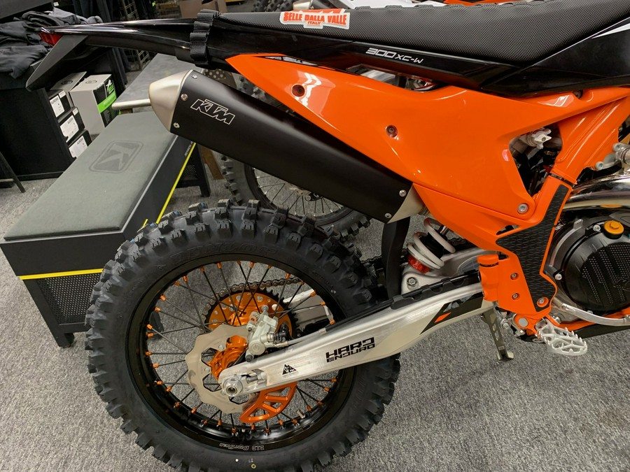 2025 KTM XC 300 W Hardenduro