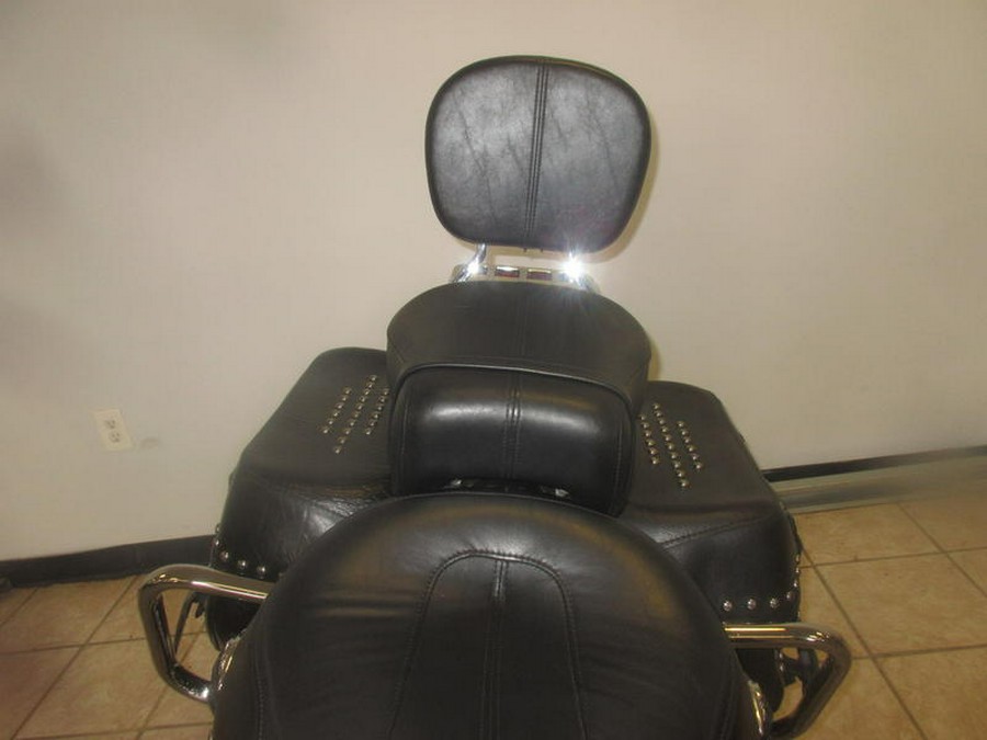 2010 Harley-Davidson® FLSTC - Heritage Softail® Classic