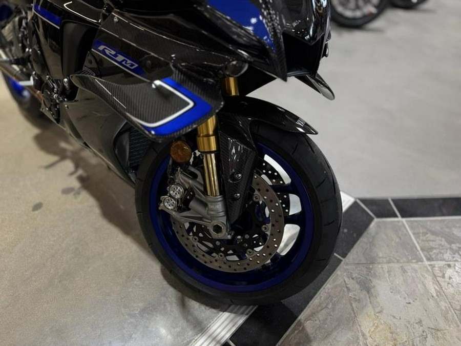 2025 Yamaha YZF-R1M