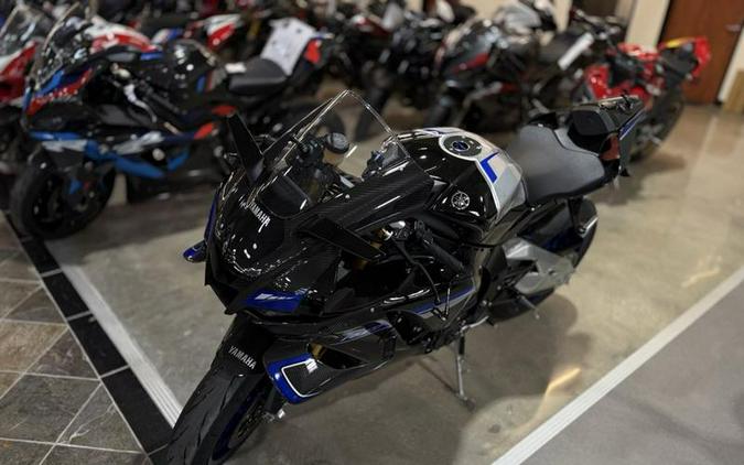 2025 Yamaha YZF-R1M