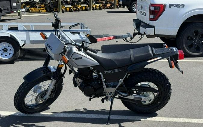 2027 Yamaha TW 200
