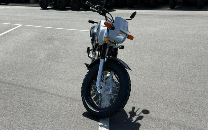 2027 Yamaha TW 200