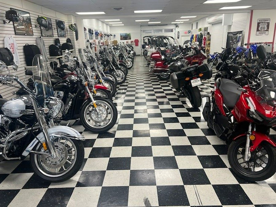 2014 Stratoliner S - Star Motorcycles