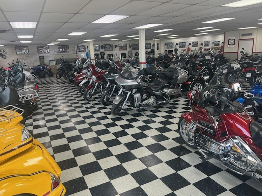 2014 Stratoliner S - Star Motorcycles