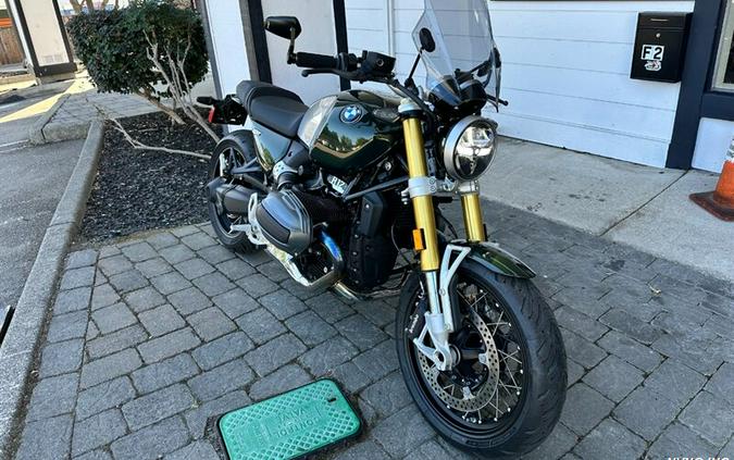 2024 BMW R 12 nineT SELECT