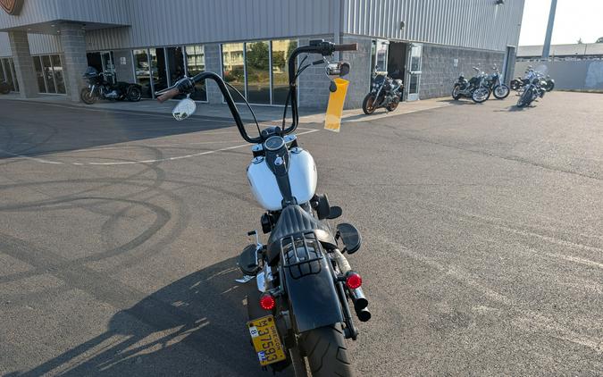 2015 Harley-Davidson Softail Slim®