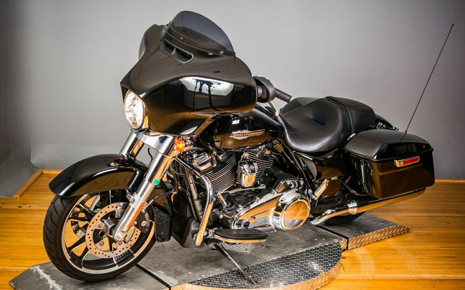 2022 Harley-Davidson Street Glide