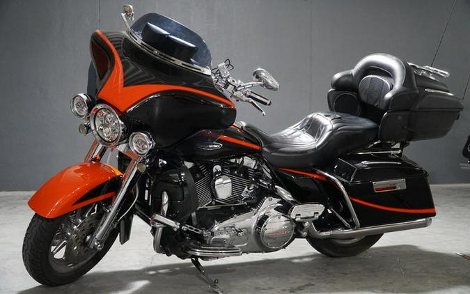 2007 Harley-Davidson® FLHTCUSE2 - Ultra Classic® Screamin' Eagle® Electra Glide®