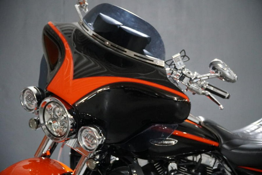 2007 Harley-Davidson® FLHTCUSE2 - Ultra Classic® Screamin' Eagle® Electra Glide®