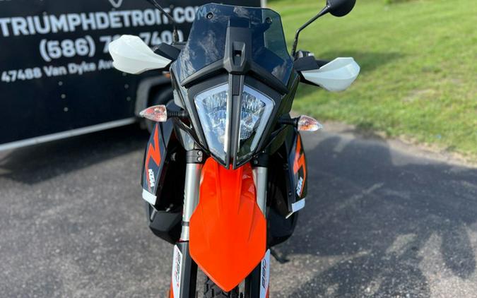 2021 KTM Adventure 890 R