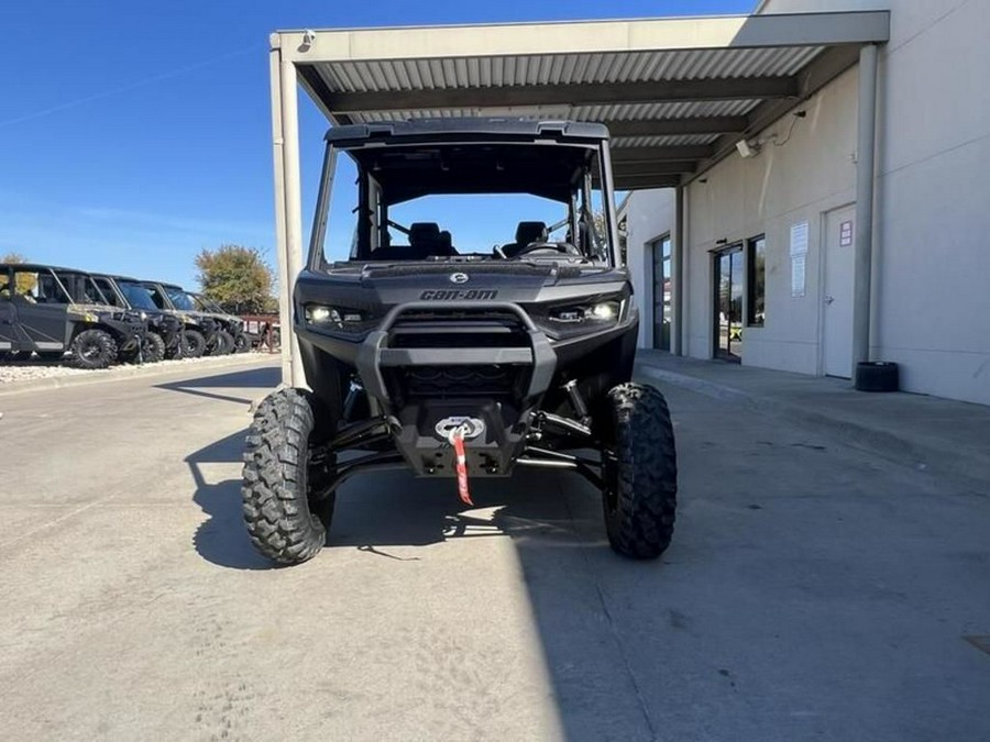 2026 Can-Am® Defender MAX XT HD11 With 10.25 in.display