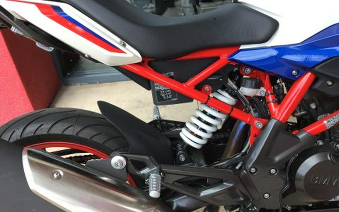 2023 BMW G 310 R