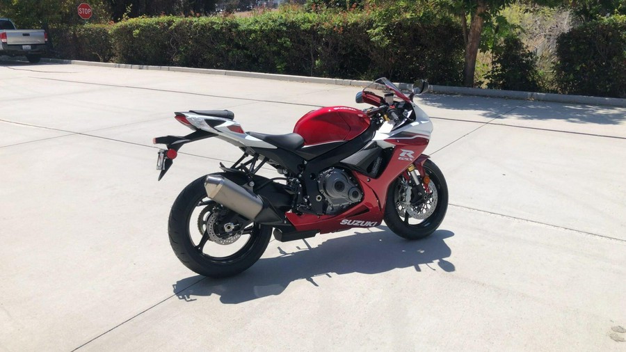 2027 Suzuki GSX-R750
