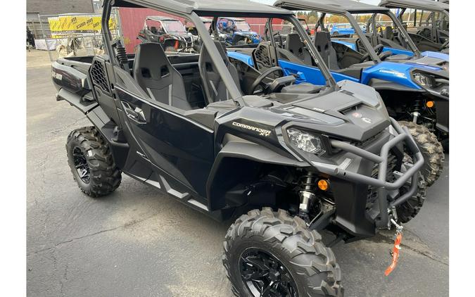 2023 Can-Am SSV COMMANDER XT 60 HD7