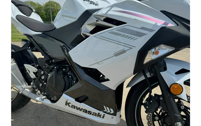 2023 Kawasaki NINJA 400