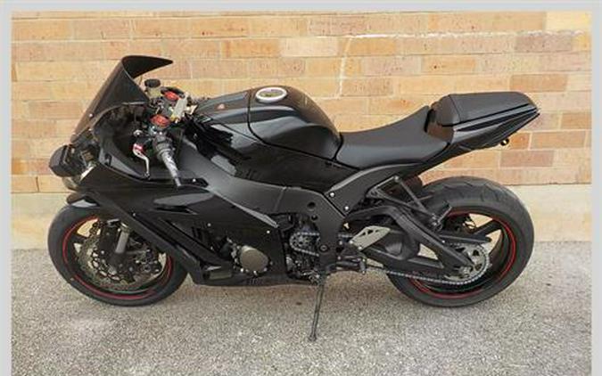 2011 Kawasaki Ninja® ZX™-10R