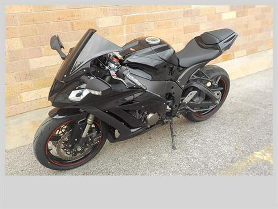 2011 Kawasaki Ninja® ZX™-10R