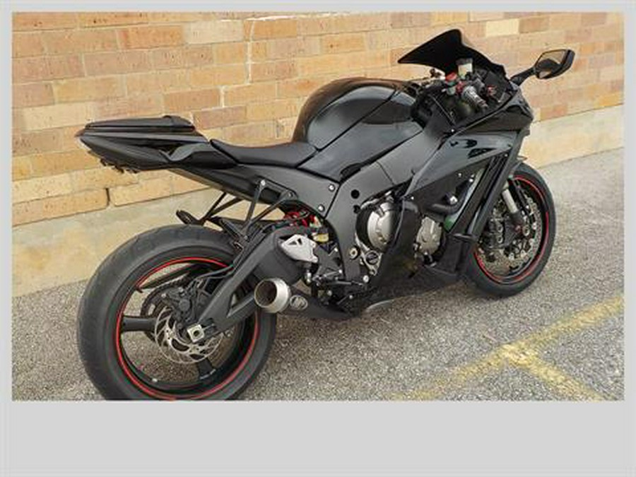 2011 Kawasaki Ninja® ZX™-10R