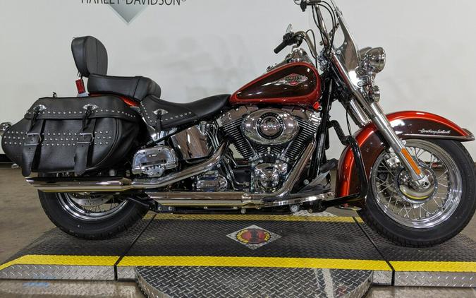 2013 Harley-Davidson Heritage Softail Classic Two-Tone Candy Orange/Beer Bot