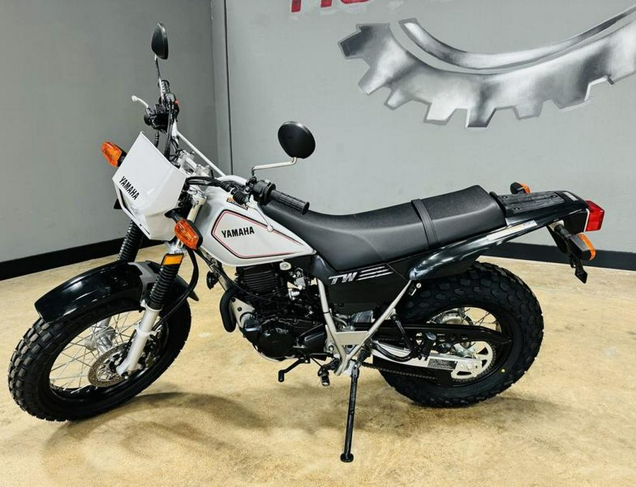 2026 Yamaha TW200