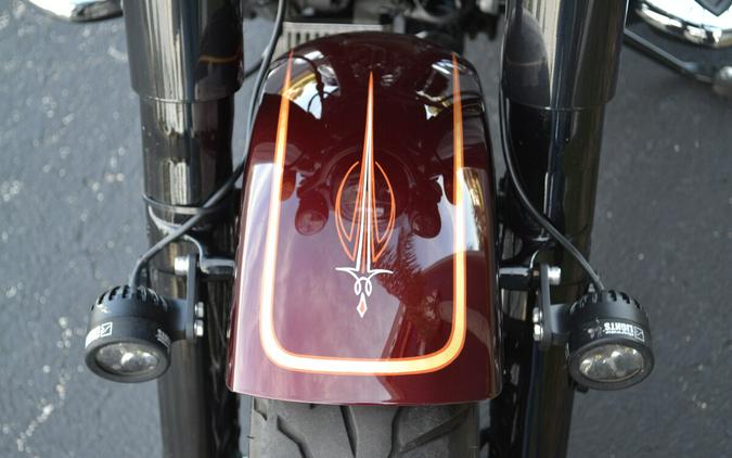 2022 Indian Motorcycle Super Chief® Maroon Metallic