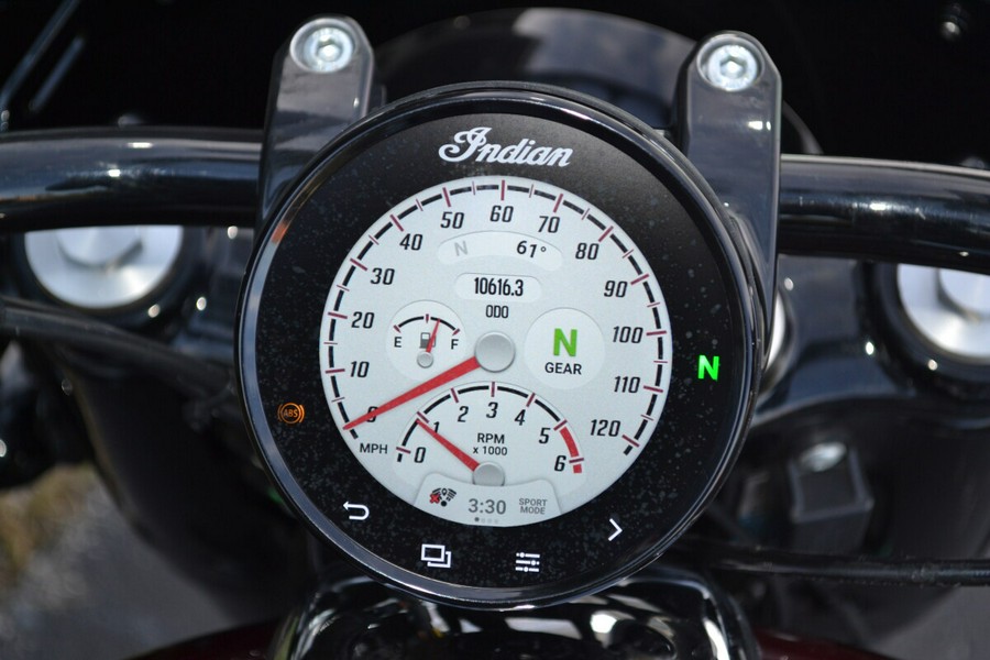 2022 Indian Motorcycle Super Chief® Maroon Metallic