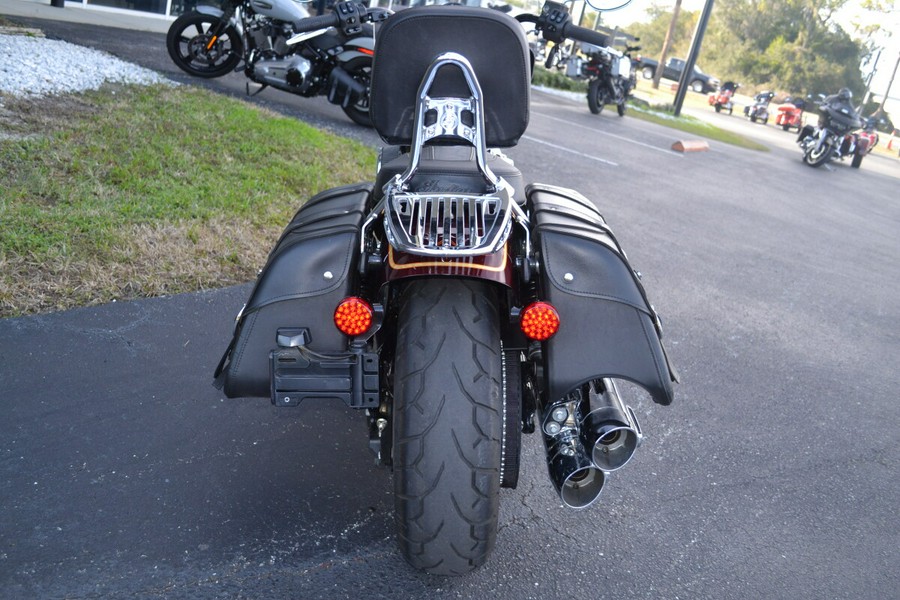 2022 Indian Motorcycle Super Chief® Maroon Metallic