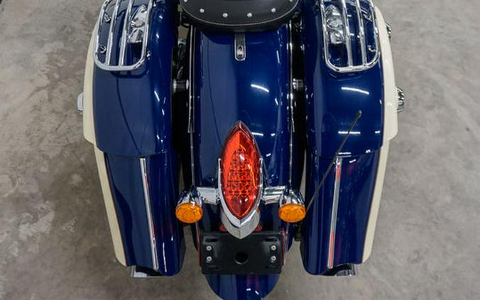 2015 Indian Motorcycle® Chieftain® Springfield Blue/Ivory Cream