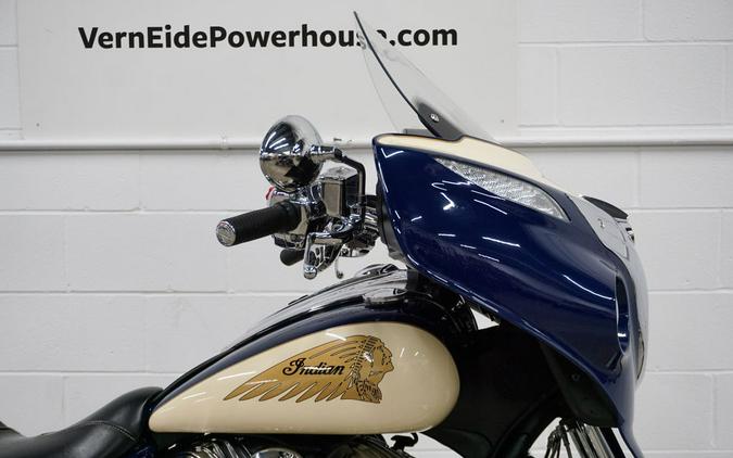 2015 Indian Motorcycle® Chieftain® Springfield Blue/Ivory Cream