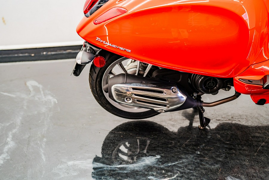 2023 Vespa Primavera 50 Red