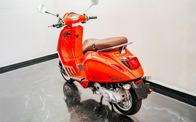 2023 Vespa Primavera 50 Red