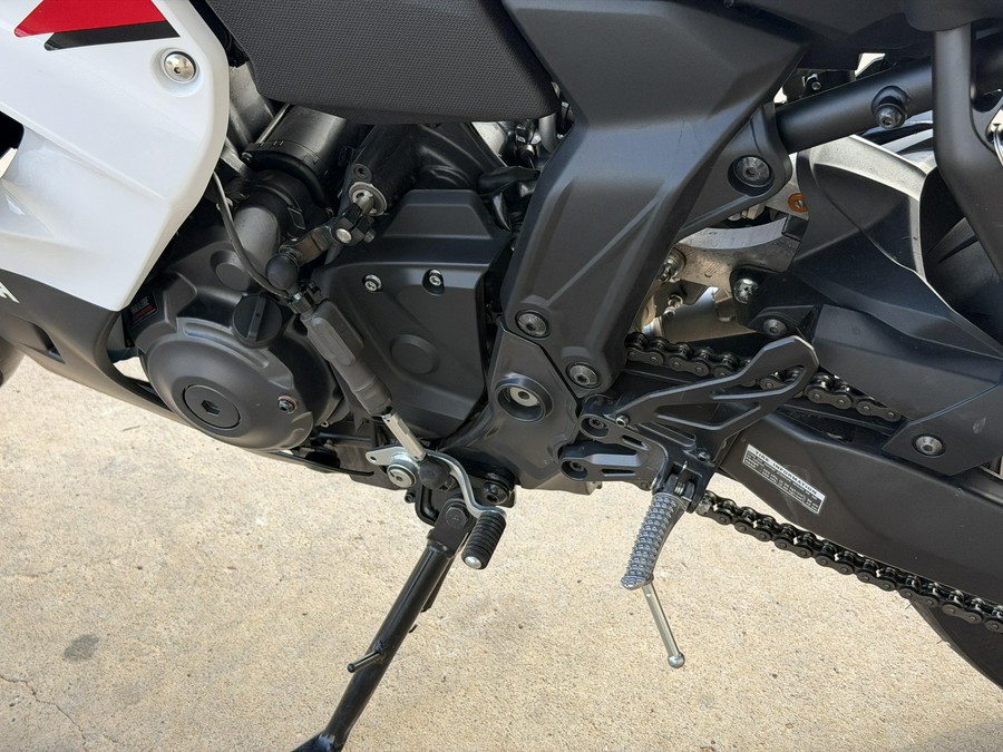 2026 YAMAHA YZF-R7 70TH ANNIVERSARY EDITION