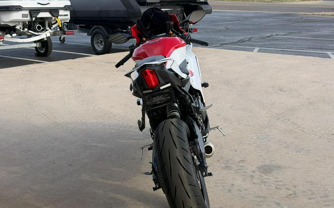 2026 YAMAHA YZF-R7 70TH ANNIVERSARY EDITION