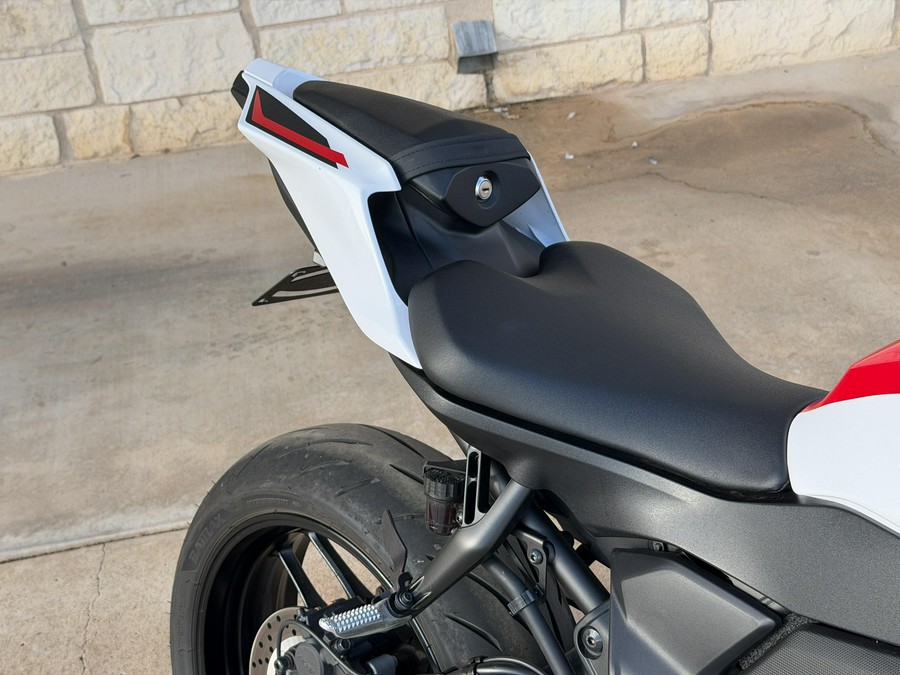 2026 YAMAHA YZF-R7 70TH ANNIVERSARY EDITION