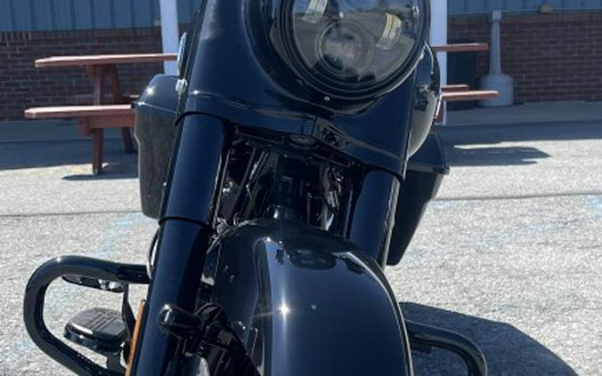 2024 Harley-Davidson Road King Special Vivid Black